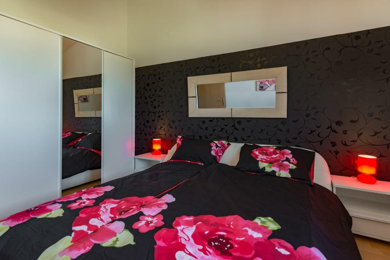 Apartment Ina Póla Kültér fotó
