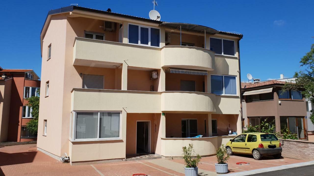 Apartment Ina Póla Kültér fotó